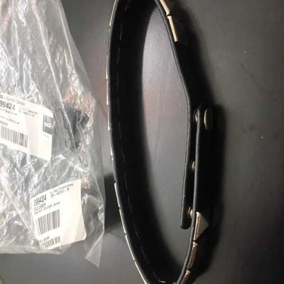 Pyramid stud collar - Picture 5 of 5